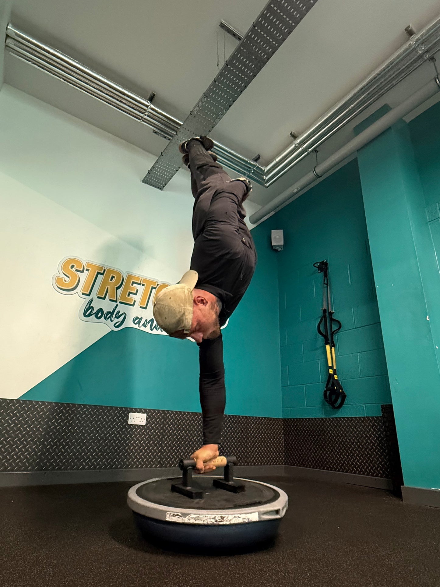 Travellettes Small Parallettes For Travelling Wooden Handles For Callisthenics gymnastics Crossfit handstand planche