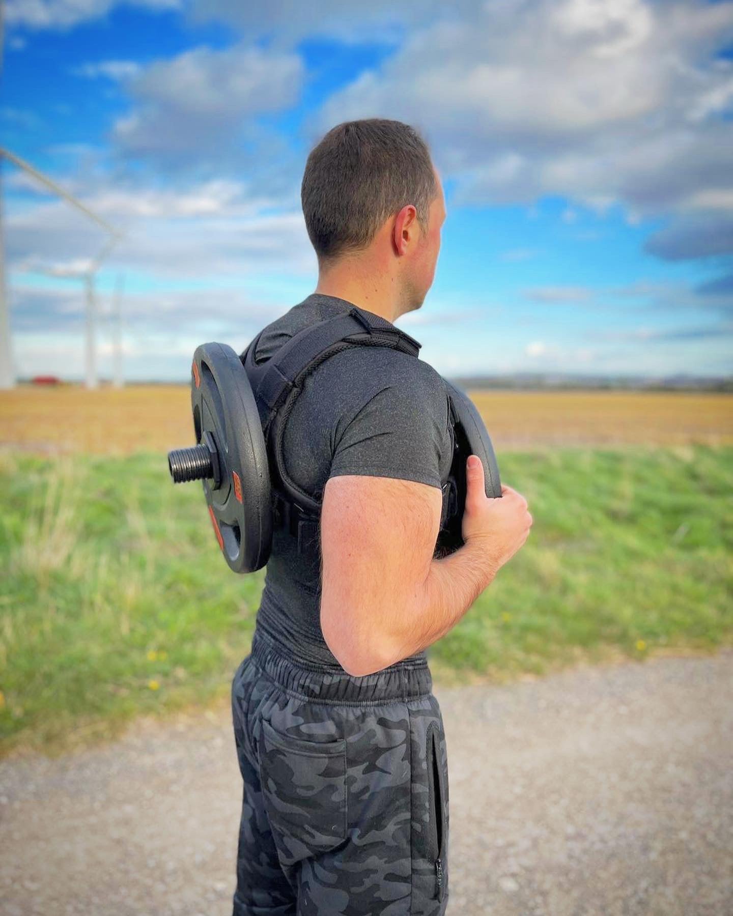 Black Infinity Weighted Vest 80 KGs plate carrier for gym fitness callisthenics crossfit press ups dips handstands squats